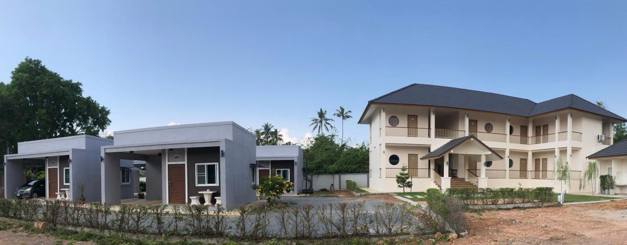 แหลมงอบเฮาส์ Laemngob House Laem Ngop Exterior foto