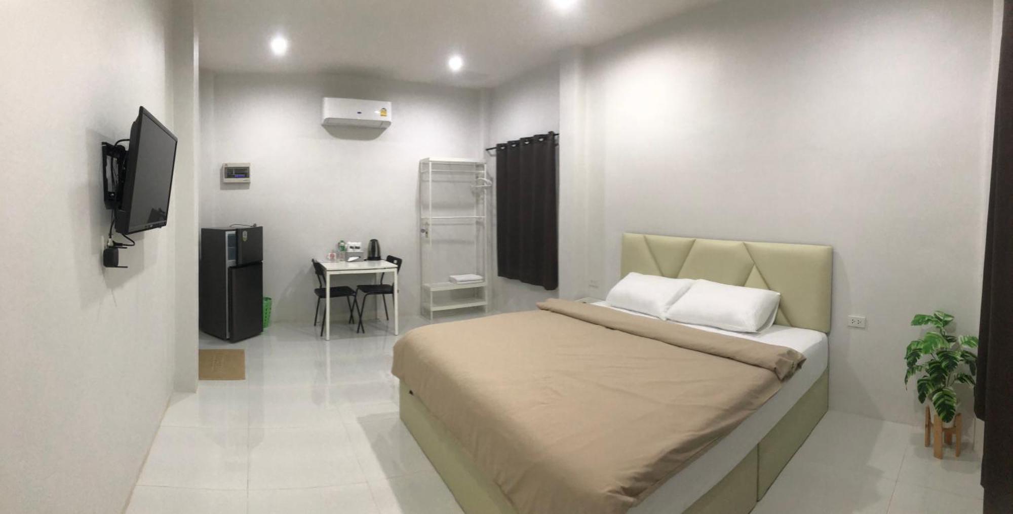 แหลมงอบเฮาส์ Laemngob House Laem Ngop Exterior foto